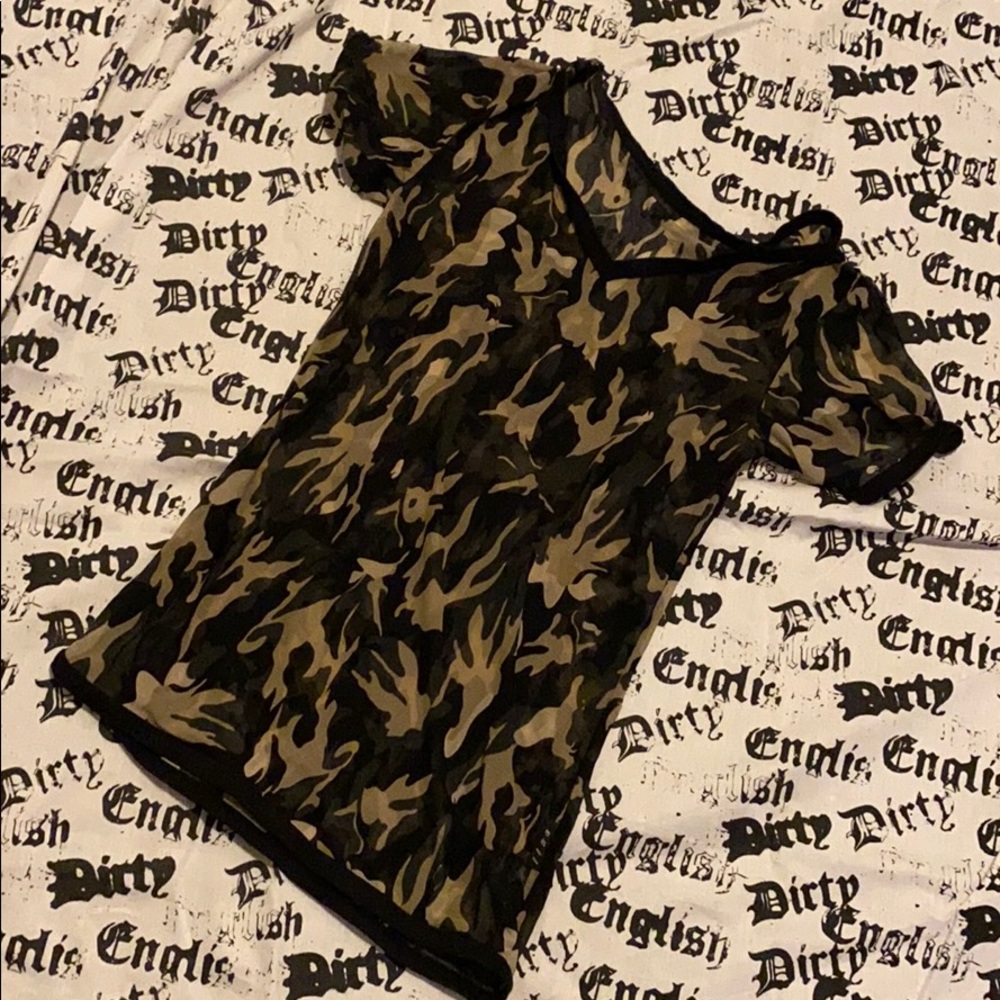 sheer pleasure: camO : don’t hide the GØØDz! top